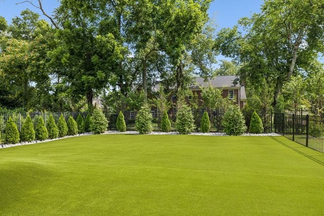 2112 Summer Hill Cir, Franklin, TN 37064