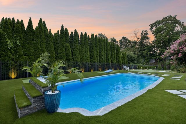 2112 Summer Hill Cir, Franklin, TN 37064