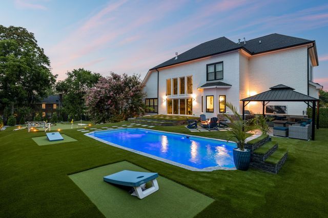 2112 Summer Hill Cir, Franklin, TN 37064