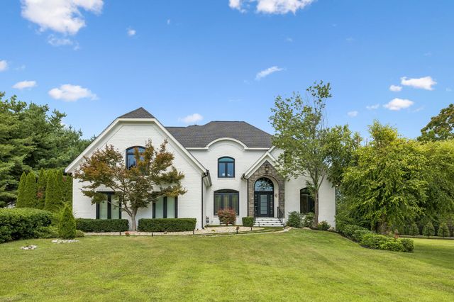 2112 Summer Hill Cir, Franklin, TN 37064