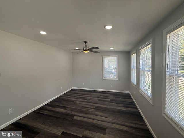 383 JOHNSON AVE, Lawrenceville, NJ 08648