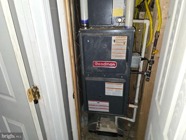 2203 W FAYETTE ST, Baltimore, MD 21223