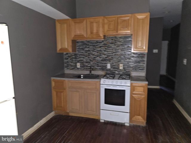 2203 W FAYETTE ST, Baltimore, MD 21223