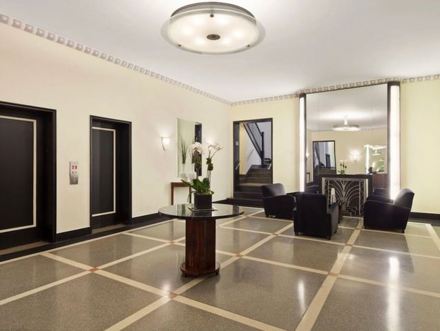 225 E 74TH Street 2DE, New York City, NY 10021