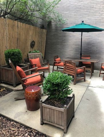 225 E 74TH Street 2DE, New York City, NY 10021