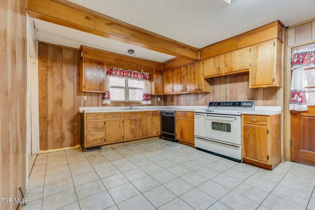 1125 Arlington Avenue, Bristol, VA 24201