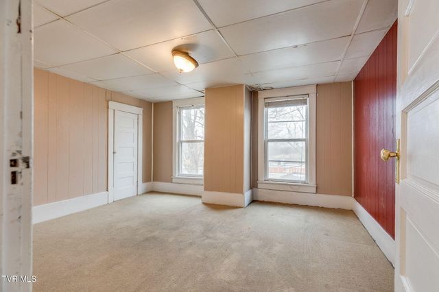 1125 Arlington Avenue, Bristol, VA 24201