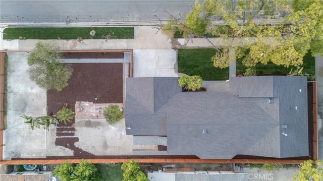 700 W 10th Street, Azusa, CA 91702