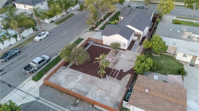 700 W 10th Street, Azusa, CA 91702