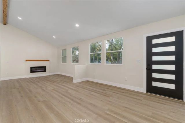 700 W 10th Street, Azusa, CA 91702