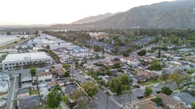 700 W 10th Street, Azusa, CA 91702