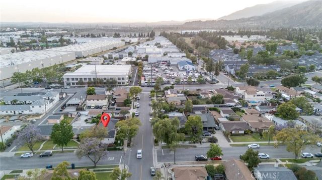 700 W 10th Street, Azusa, CA 91702