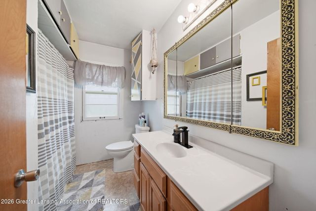 4149 Greenwood Avenue, Holt, MI 48842
