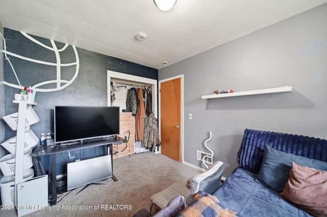 4149 Greenwood Avenue, Holt, MI 48842