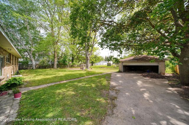 4149 Greenwood Avenue, Holt, MI 48842