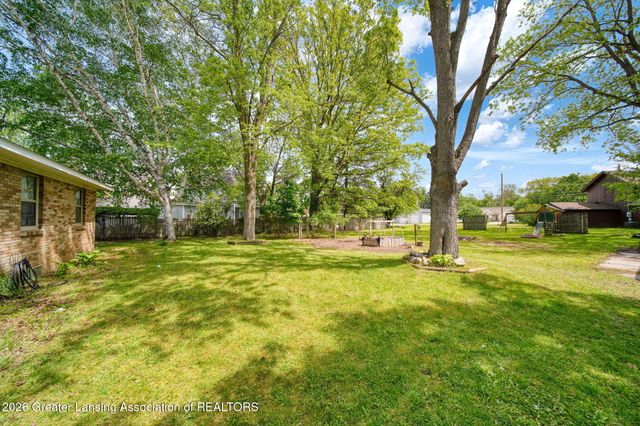 4149 Greenwood Avenue, Holt, MI 48842