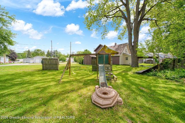 4149 Greenwood Avenue, Holt, MI 48842