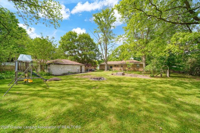 4149 Greenwood Avenue, Holt, MI 48842