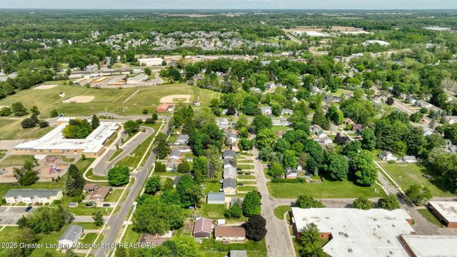 4149 Greenwood Avenue, Holt, MI 48842