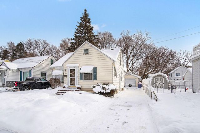 2014 Duiker Avenue NE, Grand Rapids, MI 49505