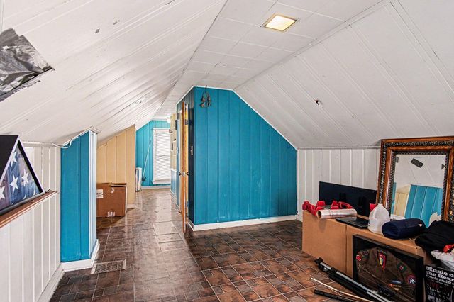 2014 Duiker Avenue NE, Grand Rapids, MI 49505