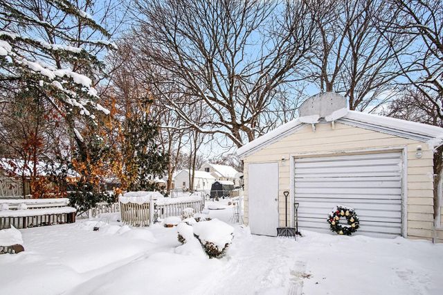 2014 Duiker Avenue NE, Grand Rapids, MI 49505