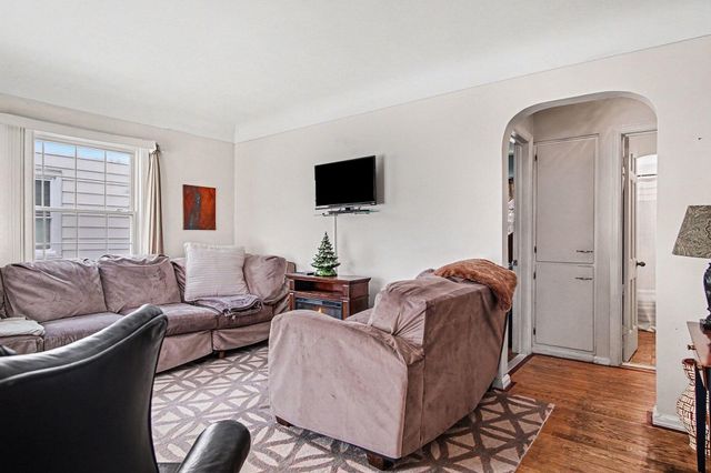 2014 Duiker Avenue NE, Grand Rapids, MI 49505