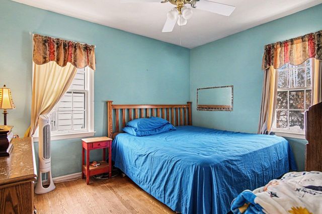 2014 Duiker Avenue NE, Grand Rapids, MI 49505