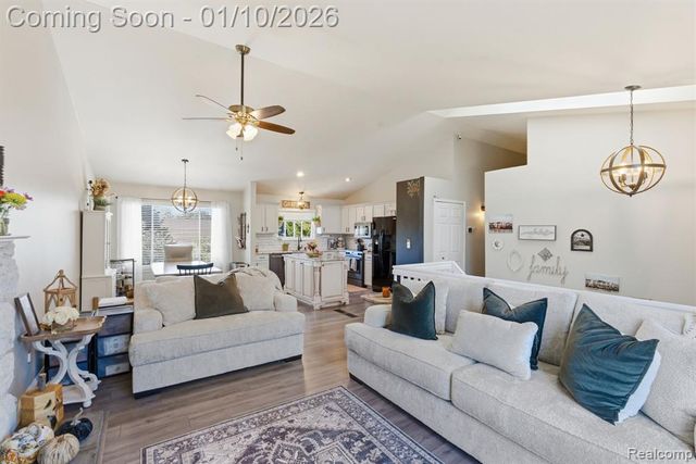 484 Waterbury Court, Belleville, MI 48111