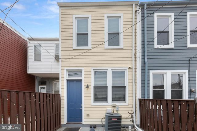 943 N PATTERSON PARK AVE, Baltimore, MD 21205