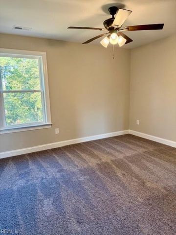 1 Jewel LN, Hampton, VA 23664