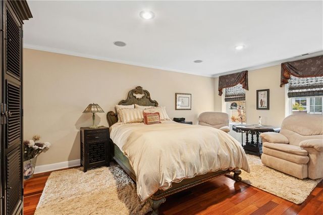 229 Ward Parkway 604B, Kansas City, MO 64112