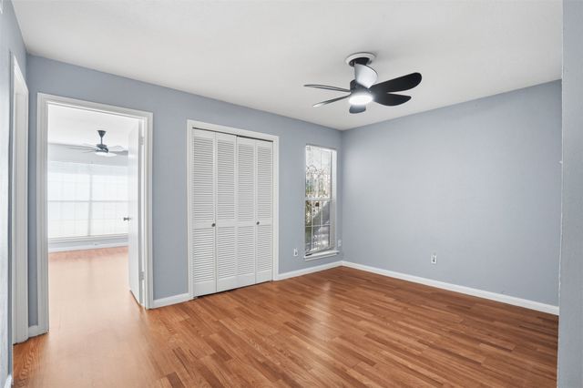 2535 Wedglea Drive F-127, Dallas, TX 75211