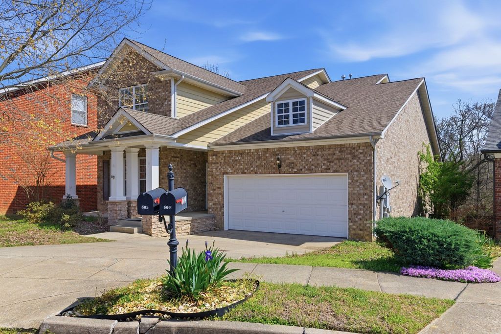 605 Sycamore Ridge Cir, Nashville, TN 37214