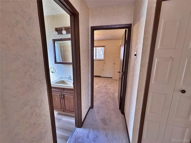 745 Mobile Street, Aurora, CO 80011