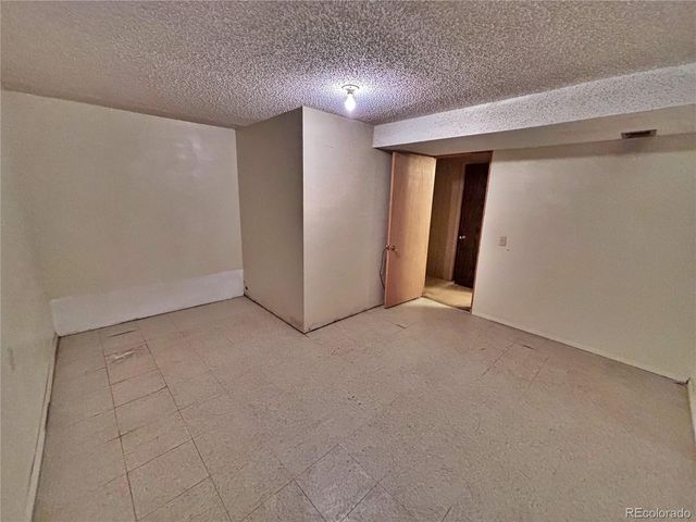 745 Mobile Street, Aurora, CO 80011