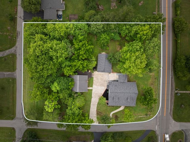 503 S Pine St, Monterey, TN 38574
