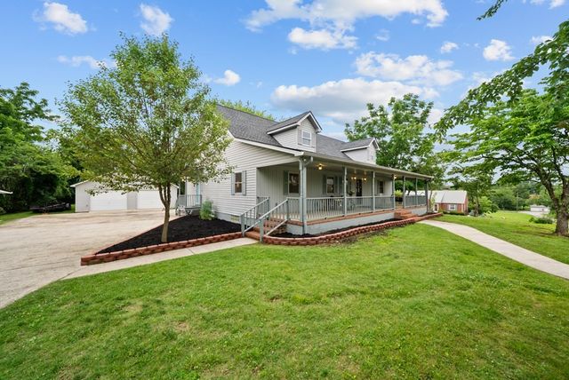 503 S Pine St, Monterey, TN 38574