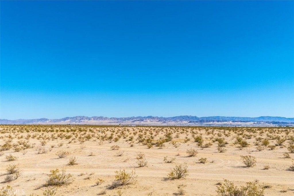 Image 12 of property listing at 70147 Cove View Road, 29 Palms, CA 92277