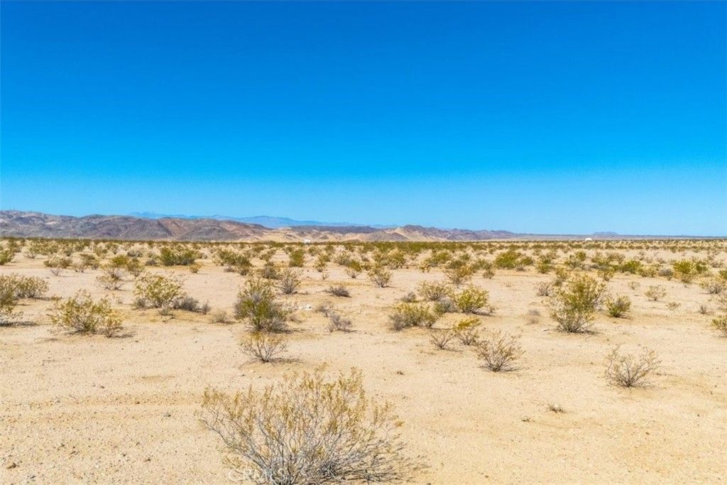 Image 24 of property listing at 70147 Cove View Road, 29 Palms, CA 92277