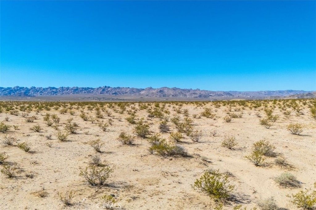 Image 30 of property listing at 70147 Cove View Road, 29 Palms, CA 92277