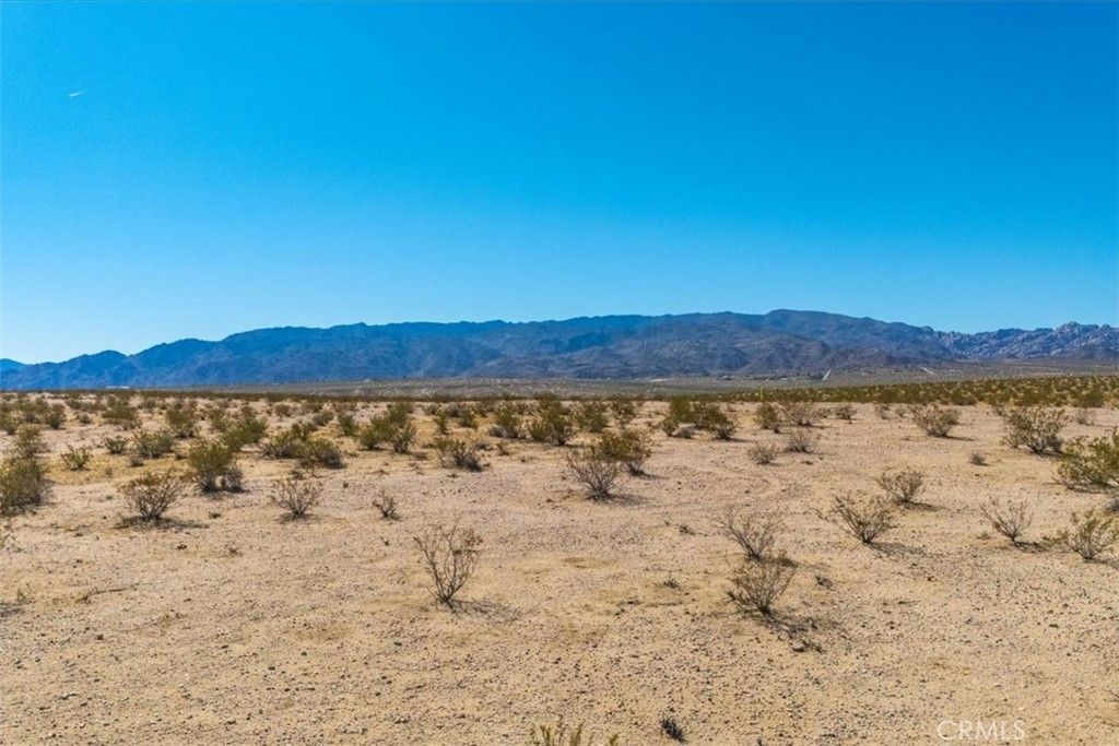 Image 9 of property listing at 70147 Cove View Road, 29 Palms, CA 92277