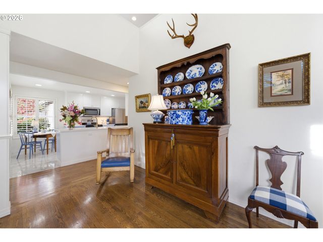 15366 Nw ABERDEEN Dr, Portland, OR 97229