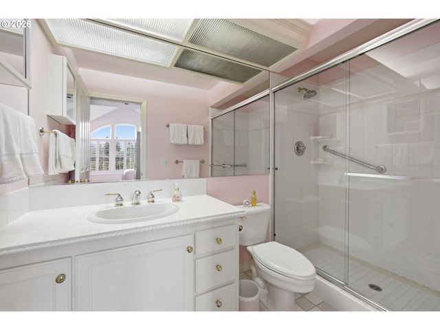 15366 Nw ABERDEEN Dr, Portland, OR 97229