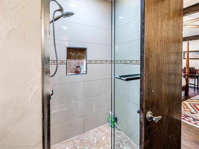 9212 Brentford Avenue, Oklahoma City, OK 73132