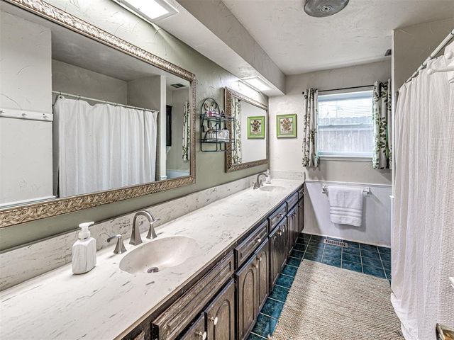 9212 Brentford Avenue, Oklahoma City, OK 73132