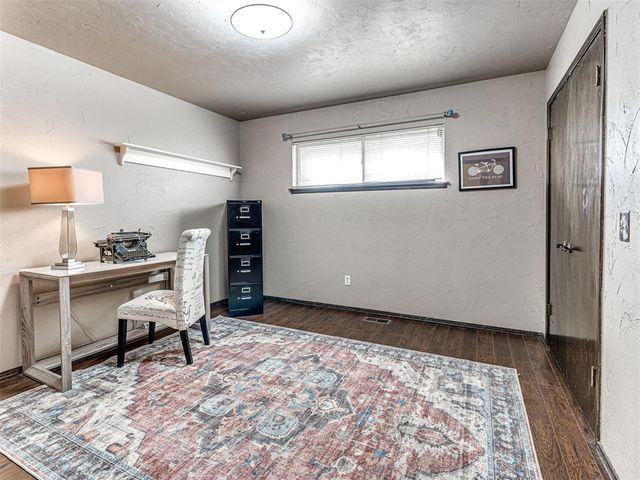 9212 Brentford Avenue, Oklahoma City, OK 73132