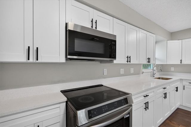 34 READ STREET, Tarpon Springs, FL 34689