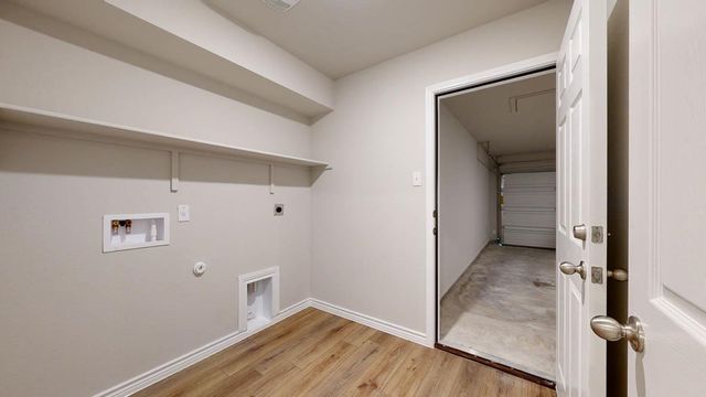 405 Creekfall RD, Burnet, TX 78611