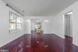 8 NILAND LN, Deptford, NJ 08096